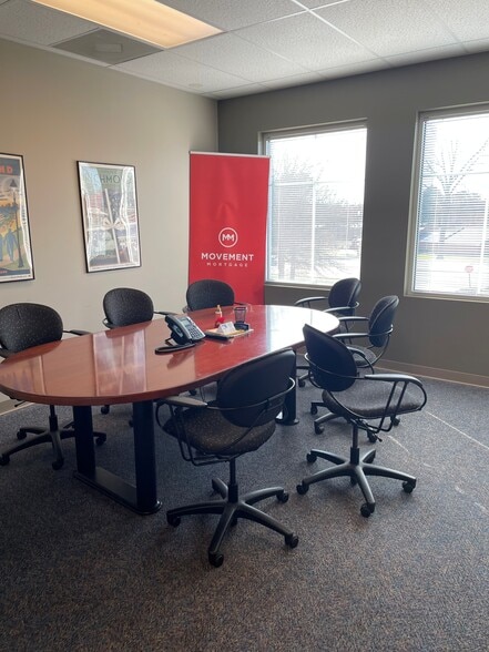 More Photos Of 10148 W Broad St, Glen Allen Office For Lease