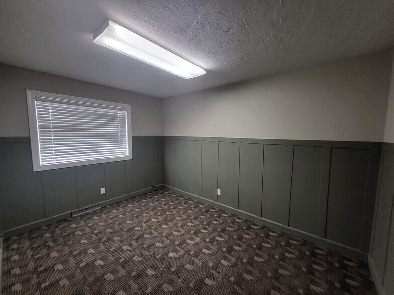 More Photos Of 1601 E 17th St, Idaho Falls Office For Lease