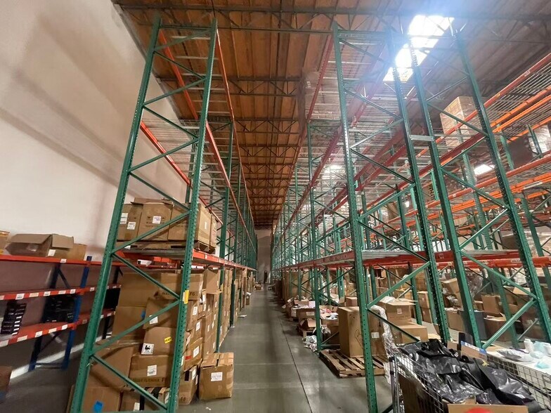 More Photos Of 9520 7th St, Rancho Cucamonga Warehouse For Lease