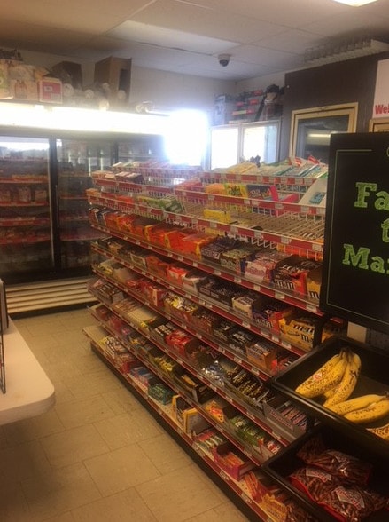 More Photos Of 4293 US Highway 310, Joliet Service Station For Sale