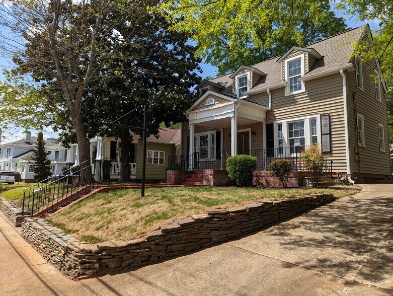 More Photos Of 9 East Ave, Greenville Office Residential For Sale