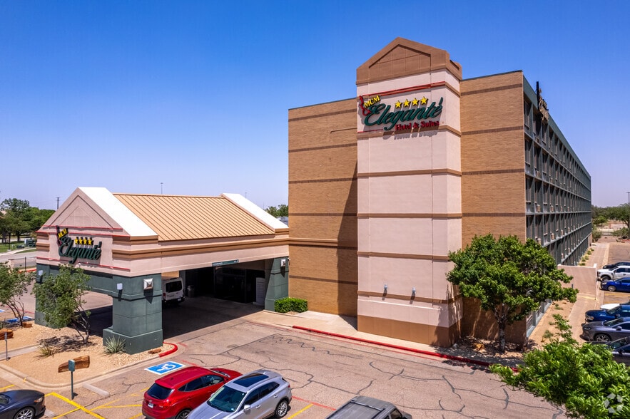 More Photos Of 801 Avenue Q, Lubbock Hotel For Sale