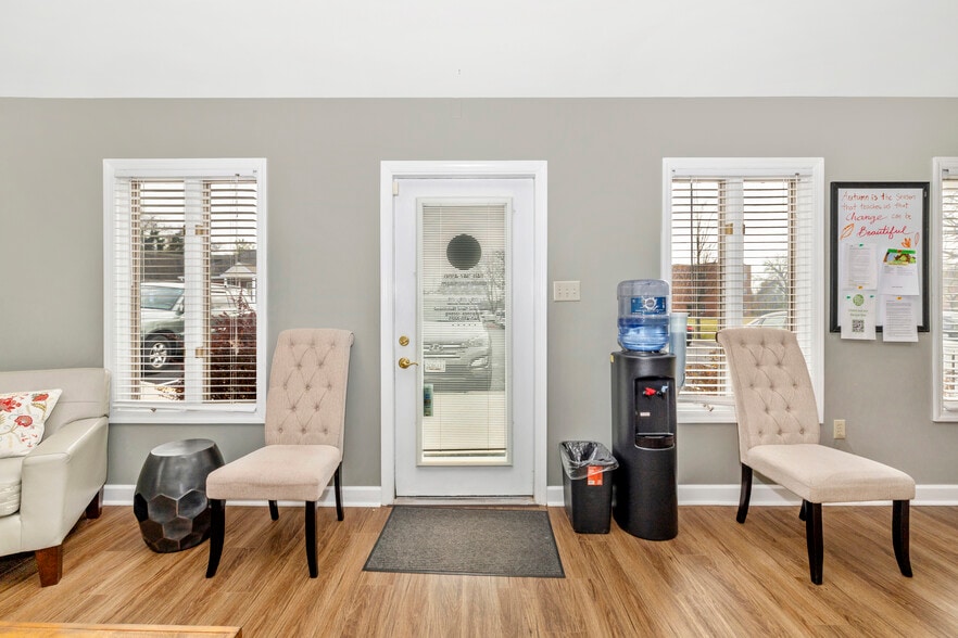 More Photos Of 360 Mill St, Hagerstown Office For Sale