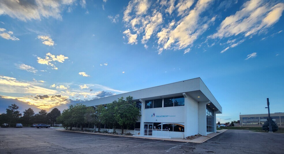 Primary Photo Of 6911 S Yosemite St, Centennial Office For Sale