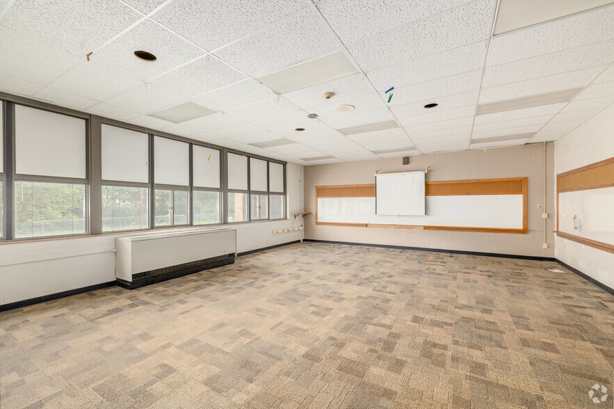 More Photos Of 613 Mulberry St, Yankton Schools For Sale