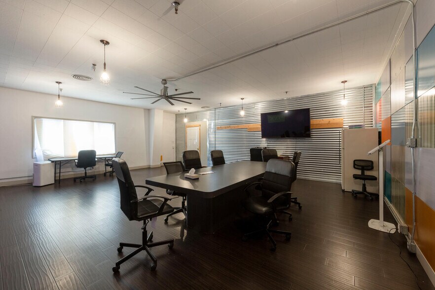 More Photos Of 2507 S 300 W, Salt Lake City Warehouse For Lease