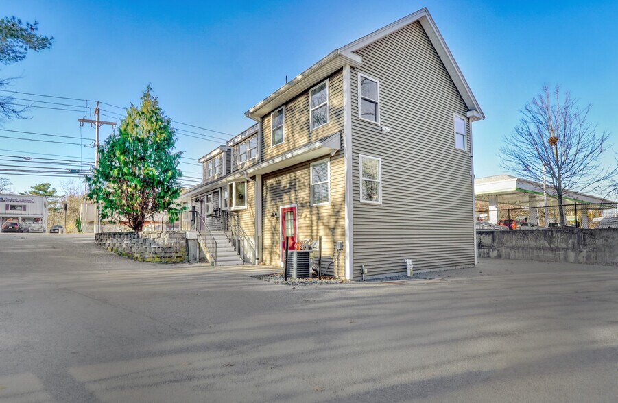 More Photos Of 1342 Main St, Walpole Medical For Sale