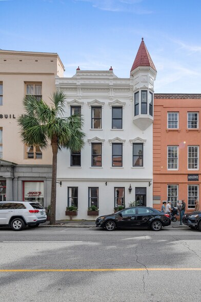 More Photos Of 21 Broad St, Charleston Storefront Retail Residential For Sale