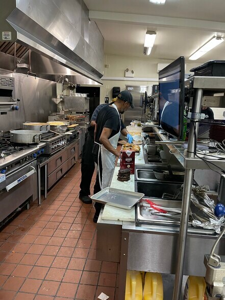 More Photos Of 102-106 S Main St, Alburtis Multifamily For Sale