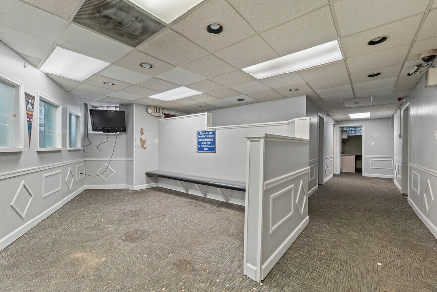 More Photos Of , Baltimore Office For Sale