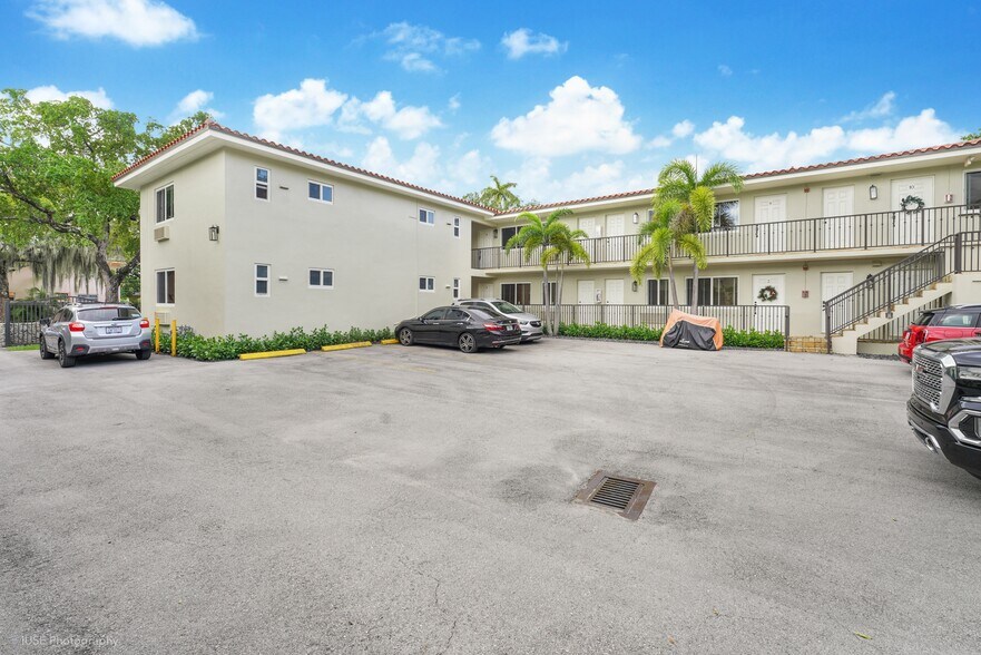 More Photos Of 35 Antilla Ave, Coral Gables Apartments For Sale