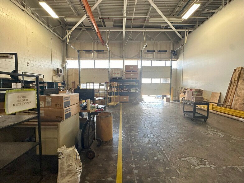 More Photos Of 3654 Midlink Dr, Kalamazoo Manufacturing For Lease