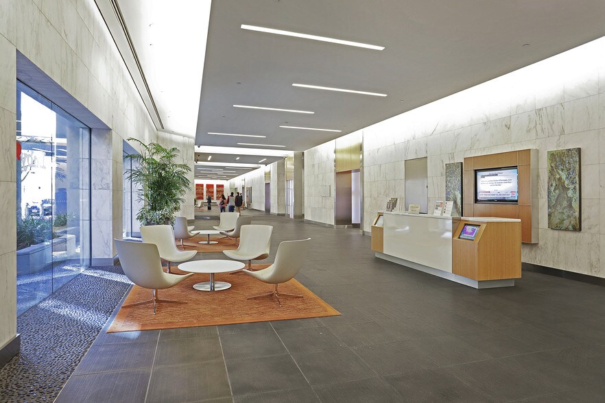 More Photos Of 1301 Fannin St, Houston Office For Sale