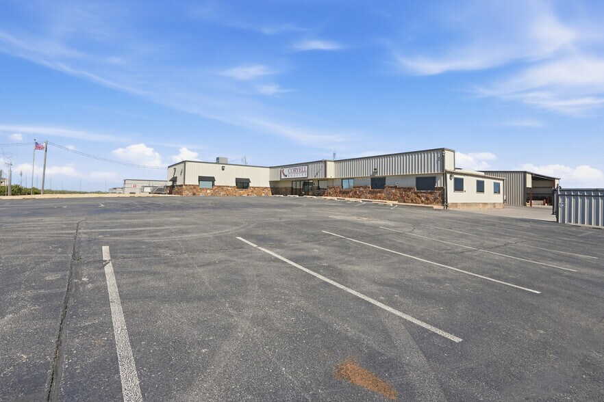 More Photos Of 14220 S Meridian Ave, Oklahoma City Warehouse For Sale