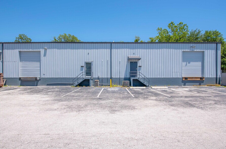 More Photos Of 3811 University Blvd W, Jacksonville Unknown For Lease