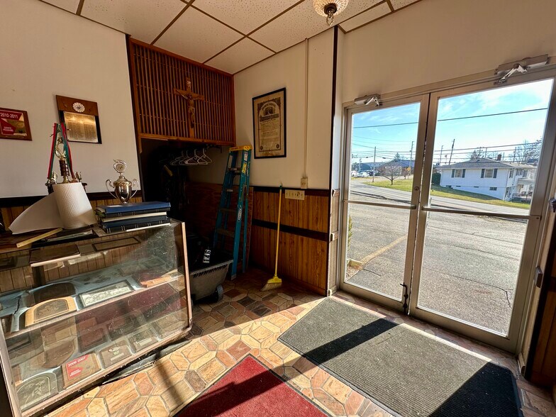 More Photos Of 849 Woodvue Ln, Wintersville Specialty For Sale