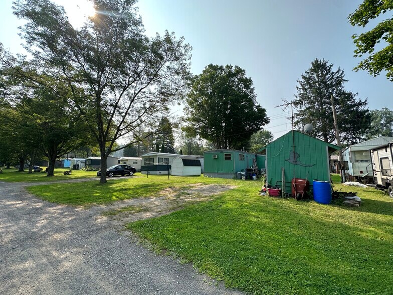 More Photos Of 8114 State Rd, Colden Manufactured Housing Mobile Home Park For Sale