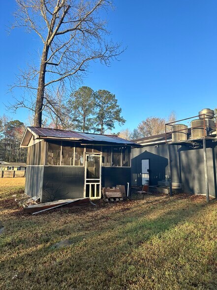 More Photos Of 1030 Dry Branch Rd, Hopkins General Retail For Sale