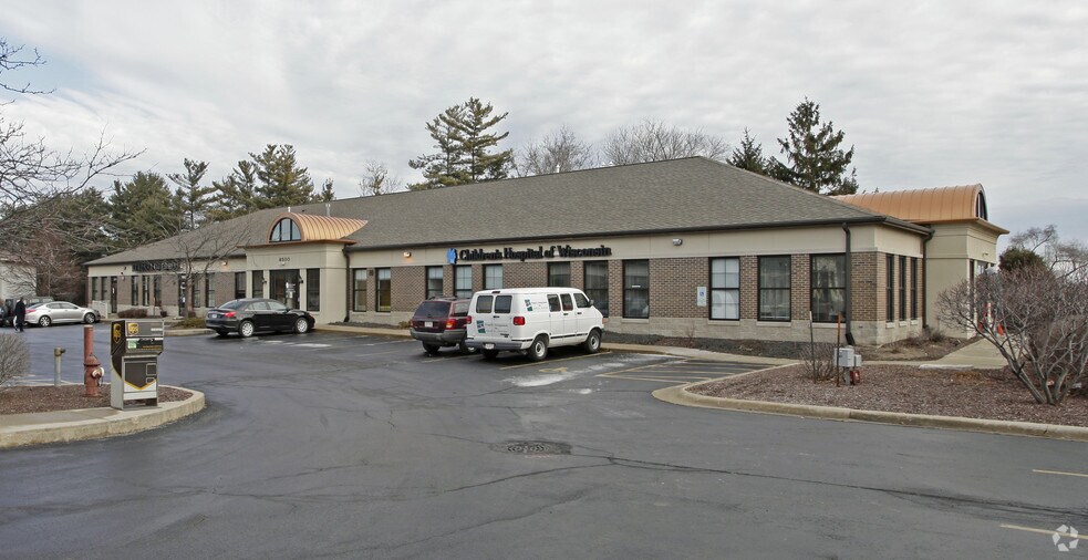 Primary Photo Of 8500 75th St, Pleasant Prairie Medical For Lease