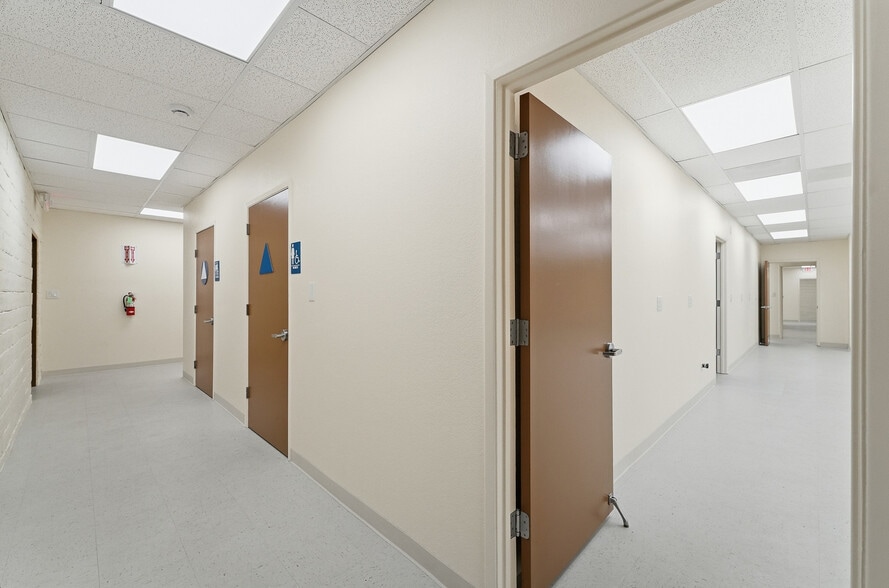 More Photos Of 6006 N El Dorado St, Stockton Office For Sale