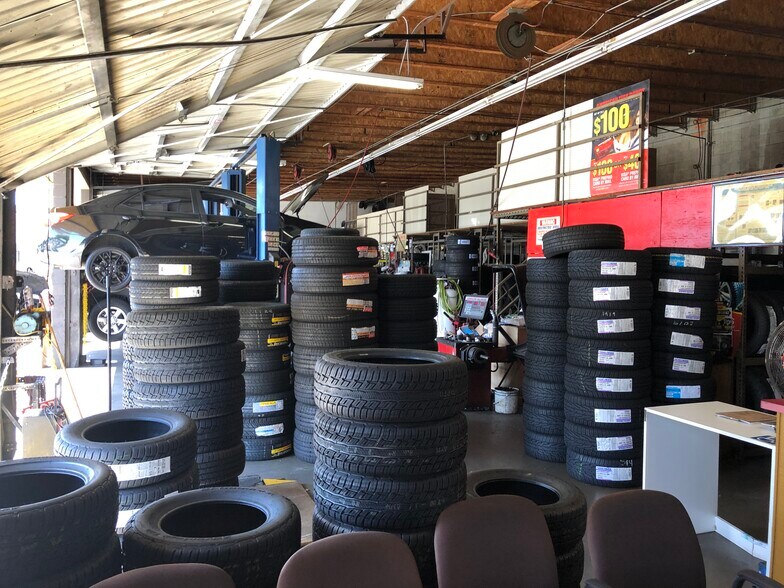 More Photos Of 1402 S Main St, Santa Ana Auto Repair For Lease