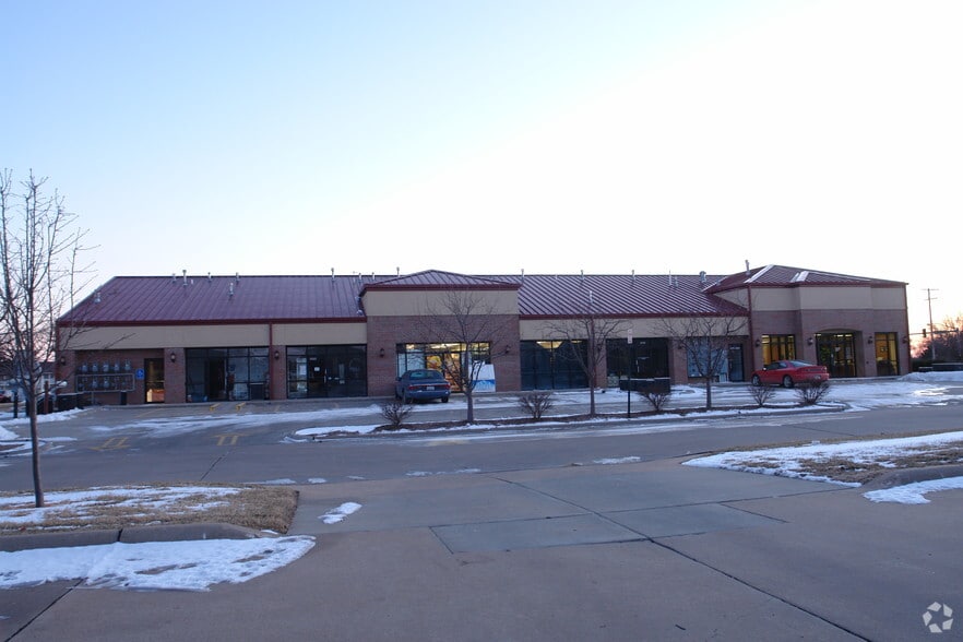 More Photos Of 2101-2114 E Crawford St, Salina Freestanding For Lease