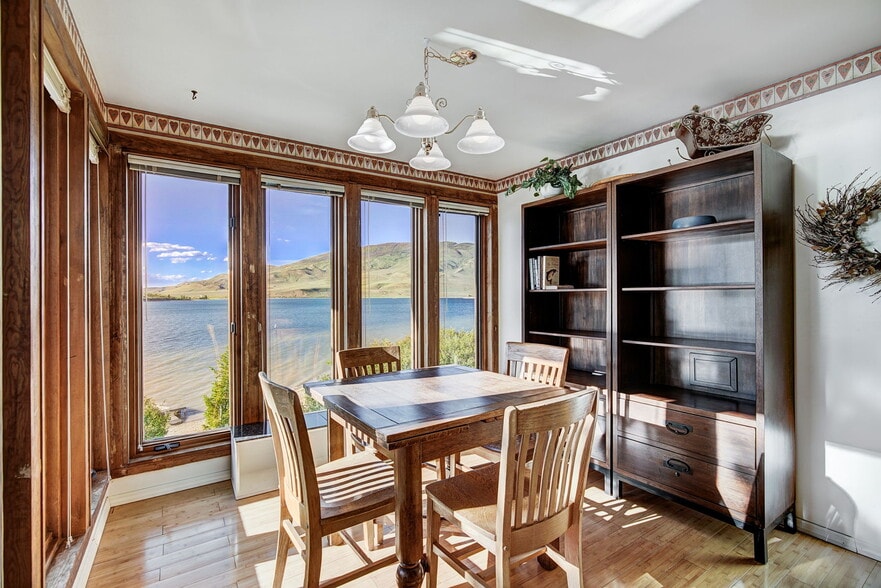 More Photos Of 121 Fishermans Dr, Silverthorne Specialty For Sale