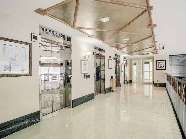 More Photos Of 200 S Andrews Ave, Fort Lauderdale Medical For Sale