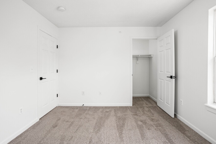 More Photos Of 3821 Central Ave, Indianapolis Apartments For Sale