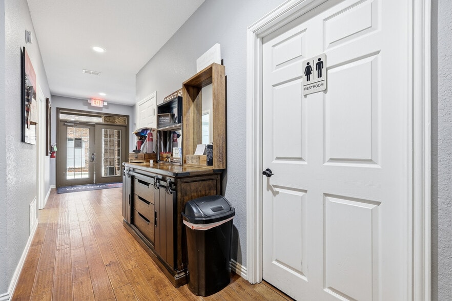 More Photos Of 2438 Lillian Miller Pky, Denton Office For Lease
