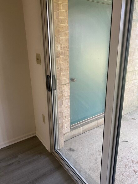 More Photos Of 1206 Union Rd, Englewood Apartments For Sale