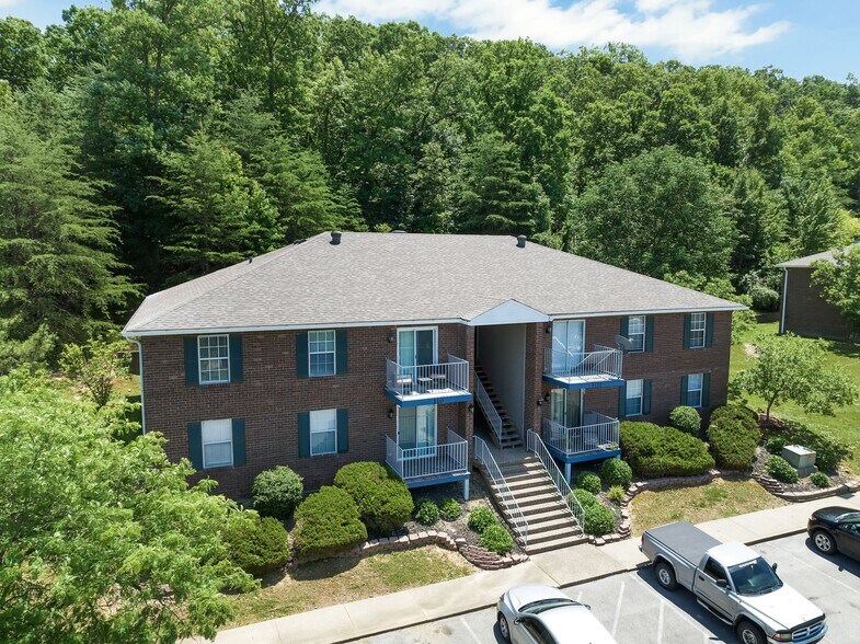 More Photos Of 3130 Saint Anthony Gardens Dr, Louisville Apartments For Sale