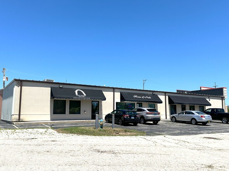 More Photos Of 506 N Elida St, Winnebago Office For Sale