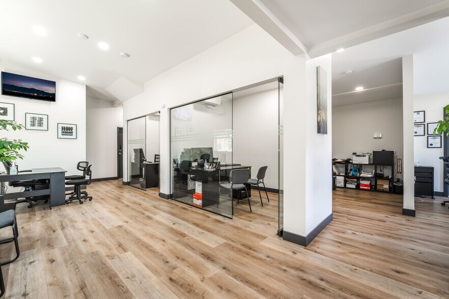 More Photos Of 3329 S Eastern Ave, Las Vegas Office For Sale