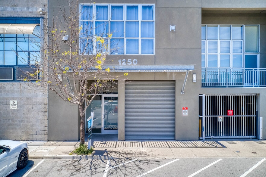 More Photos Of 1250 Missouri St, San Francisco Light Distribution For Lease