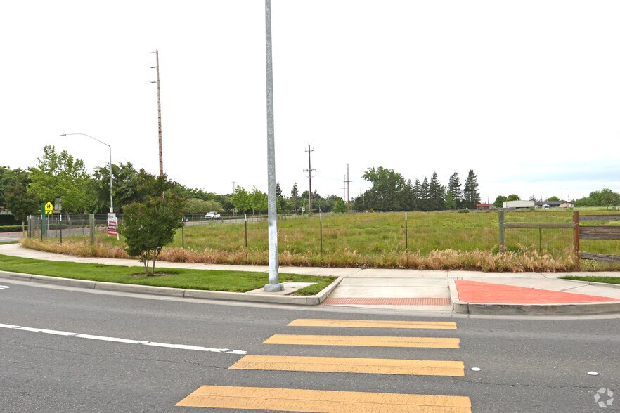 More Photos Of 3521 Roselle Ave, Modesto Land For Sale