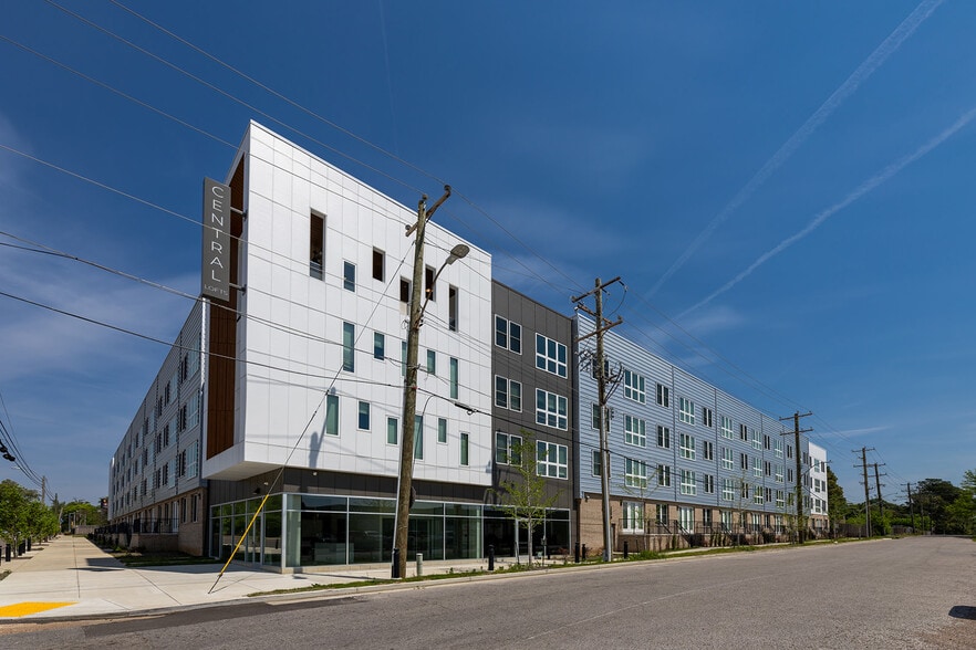 More Photos Of 300 S Hollywood St, Memphis Apartments For Sale