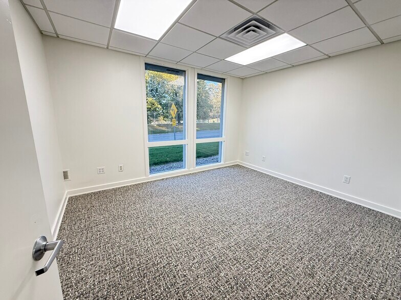 More Photos Of 20 Office Park Way, Pittsford Office For Lease