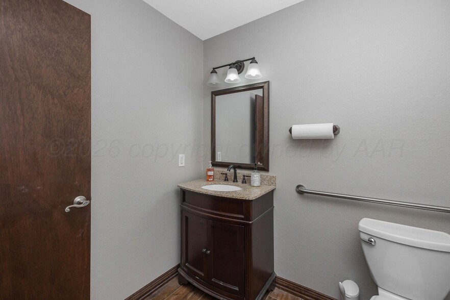 More Photos Of 4533 Canyon Dr, Amarillo Industrial For Sale