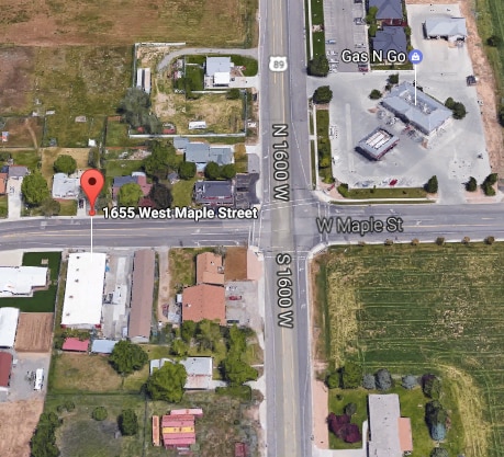 More Photos Of 1655 W Maple St, Mapleton Warehouse For Lease