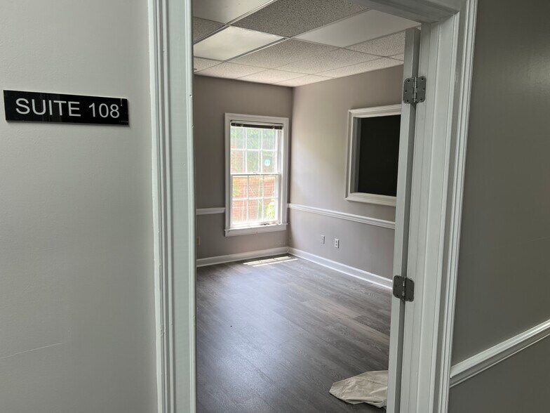 More Photos Of 4047 Holcomb Bridge Rd, Peachtree Corners Loft Creative Space For Lease