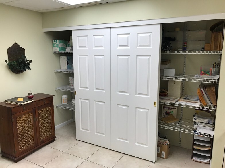 More Photos Of 900 SE Ocean Blvd, Stuart Medical For Lease