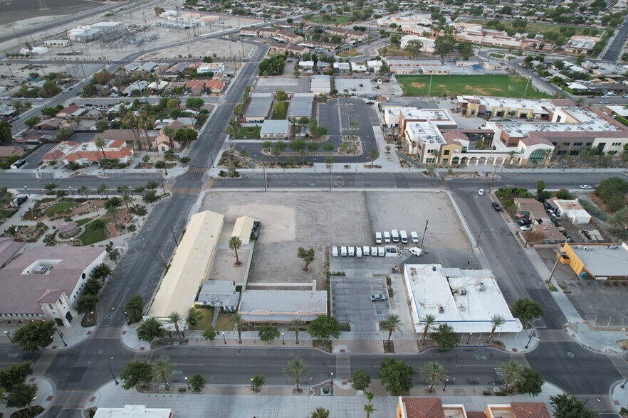 More Photos Of 1400 6th St, Coachella Office For Lease