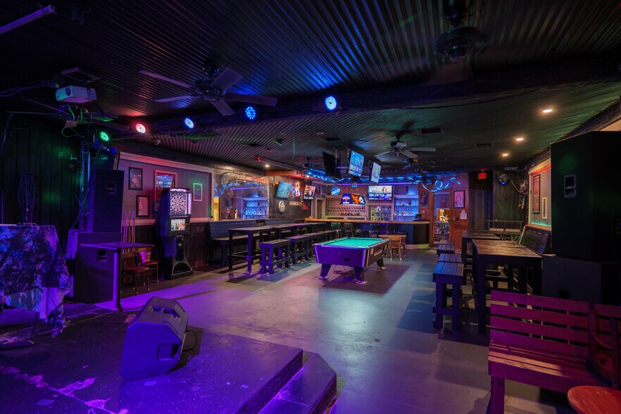 More Photos Of 1903 Baytree Pl, Valdosta Restaurant For Sale
