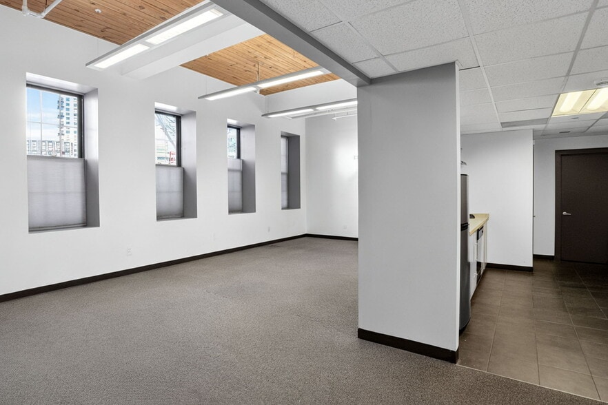 More Photos Of 120 Cambridge St, Cambridge Flex For Sale