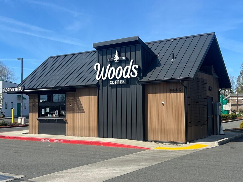 Primary Photo Of 10318 Evergreen Way, Everett General Retail For Sale