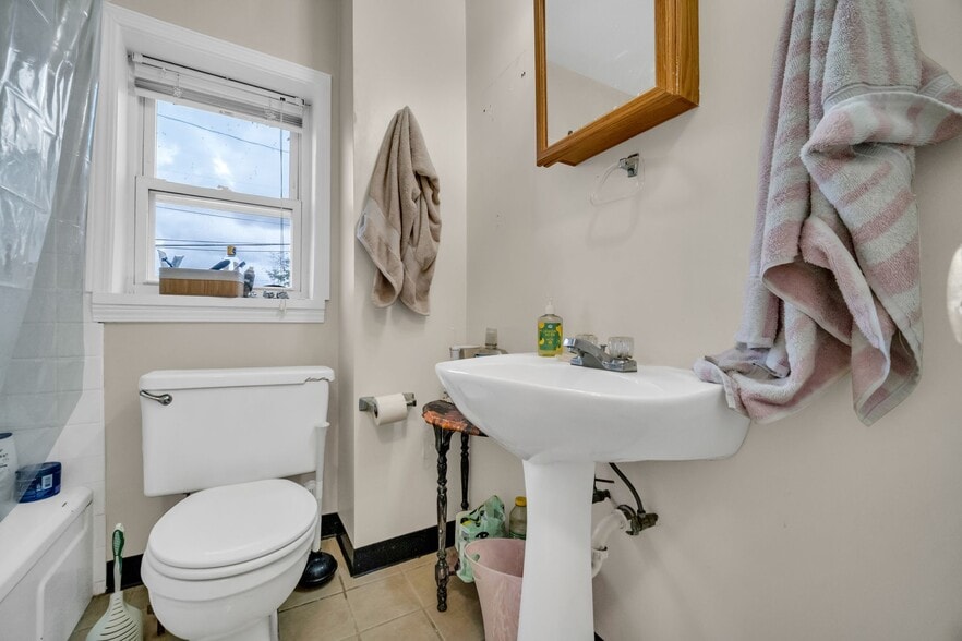 More Photos Of 1386 Cranford Ave, Lakewood Storefront Retail Residential For Sale