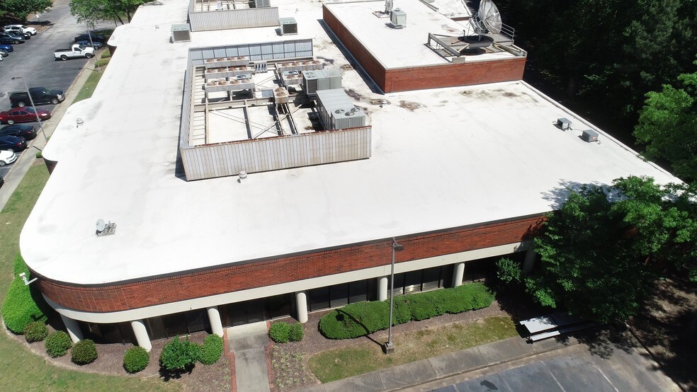 More Photos Of 5700 Highlands Pky SE, Smyrna Research And Development For Lease