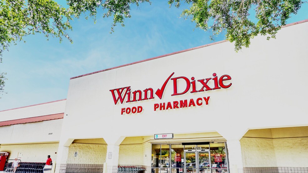 Primary Photo Of 1010 53rd Ave E, Bradenton Freestanding For Sale