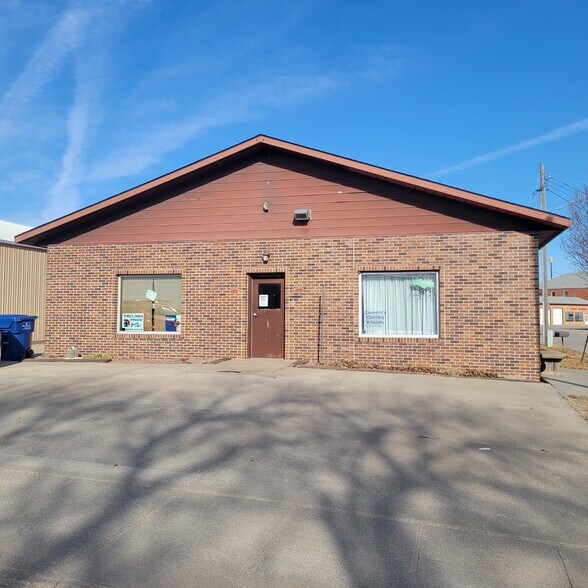 Primary Photo Of 310 Main St, Scribner Storefront For Sale